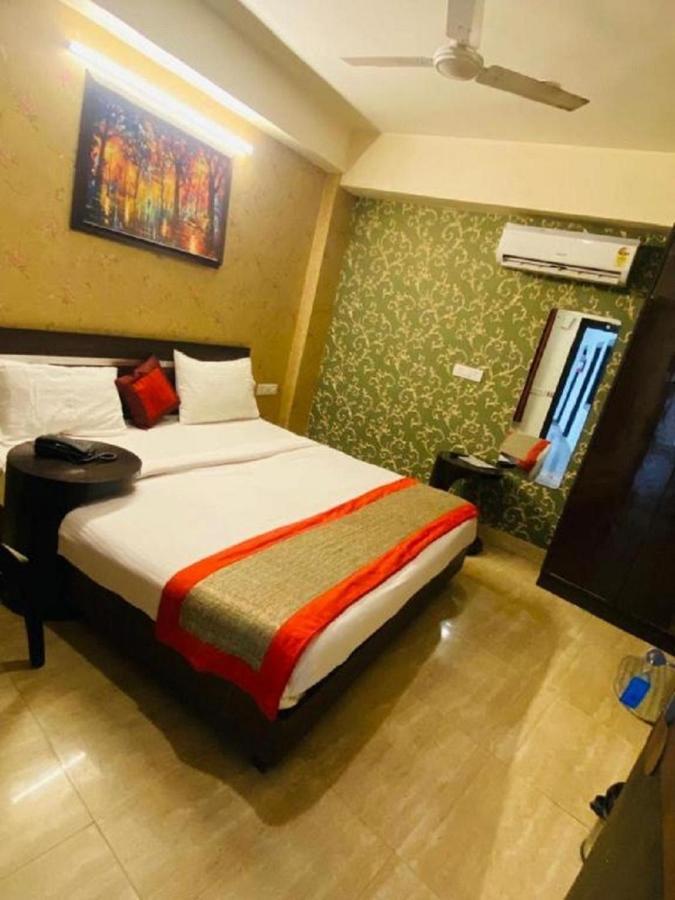 Hotel Ark Suites At Delhi Airport Nuova Delhi Esterno foto