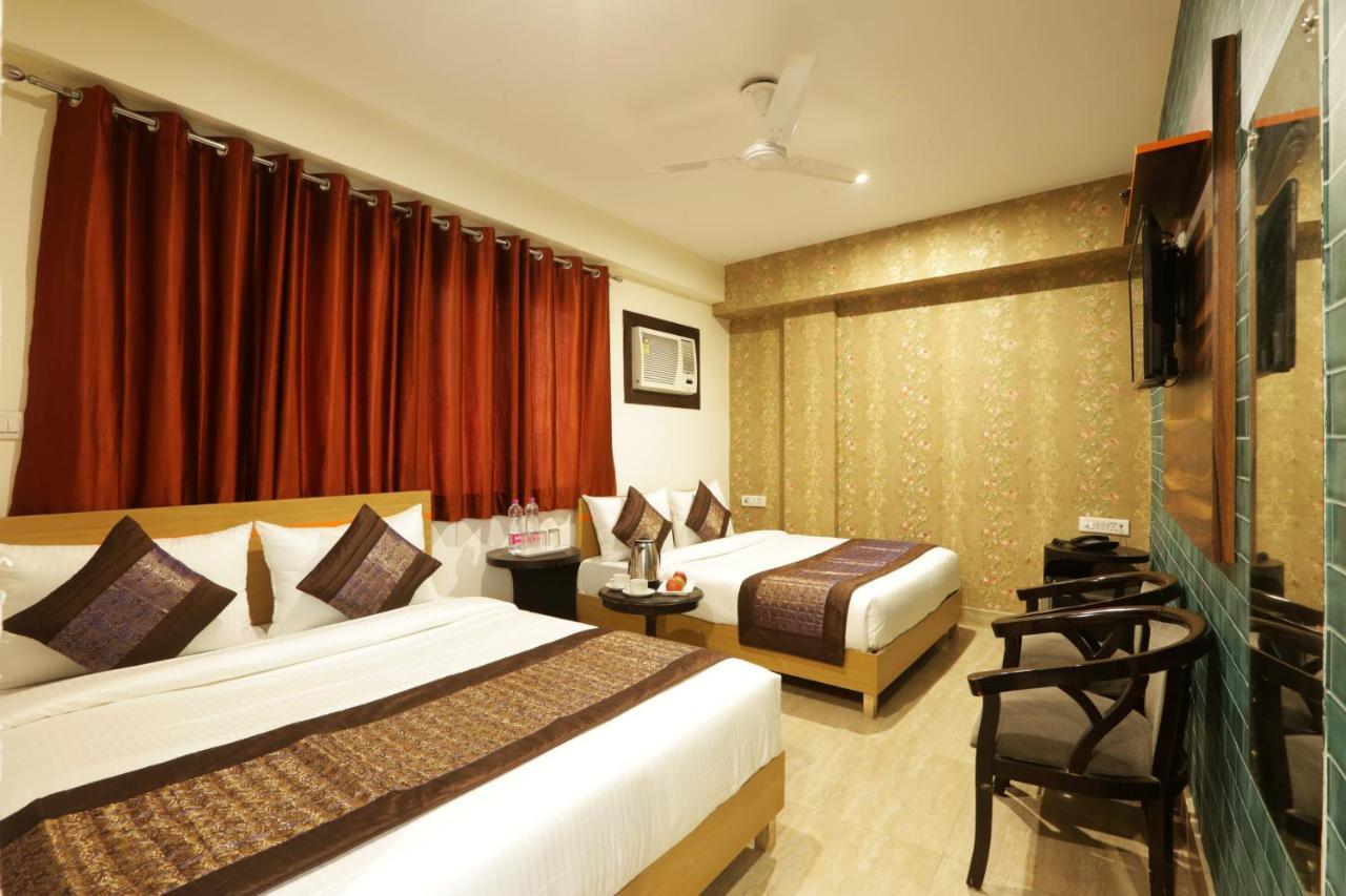 Hotel Ark Suites At Delhi Airport Nuova Delhi Esterno foto