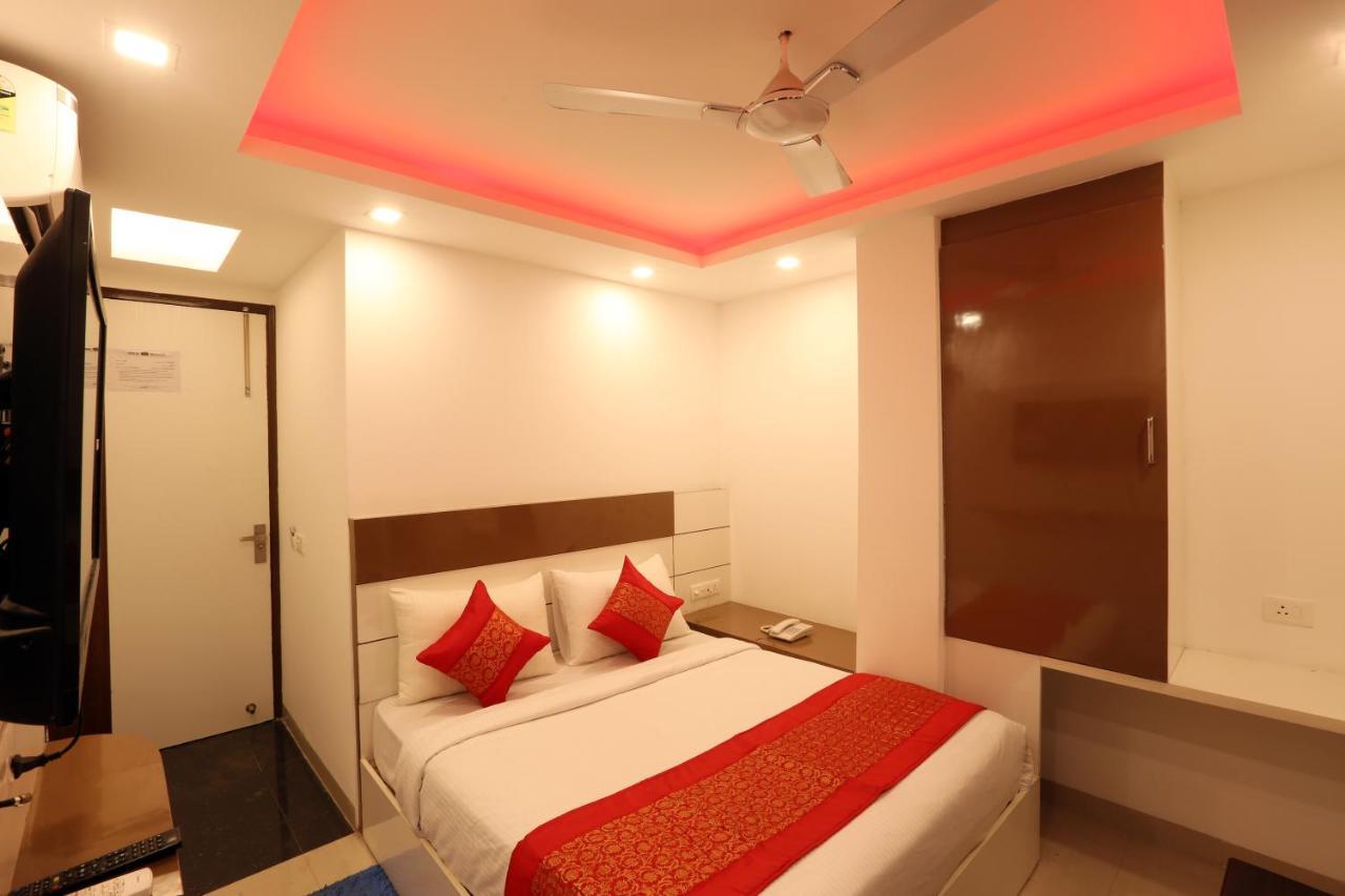 Hotel Ark Suites At Delhi Airport Nuova Delhi Esterno foto