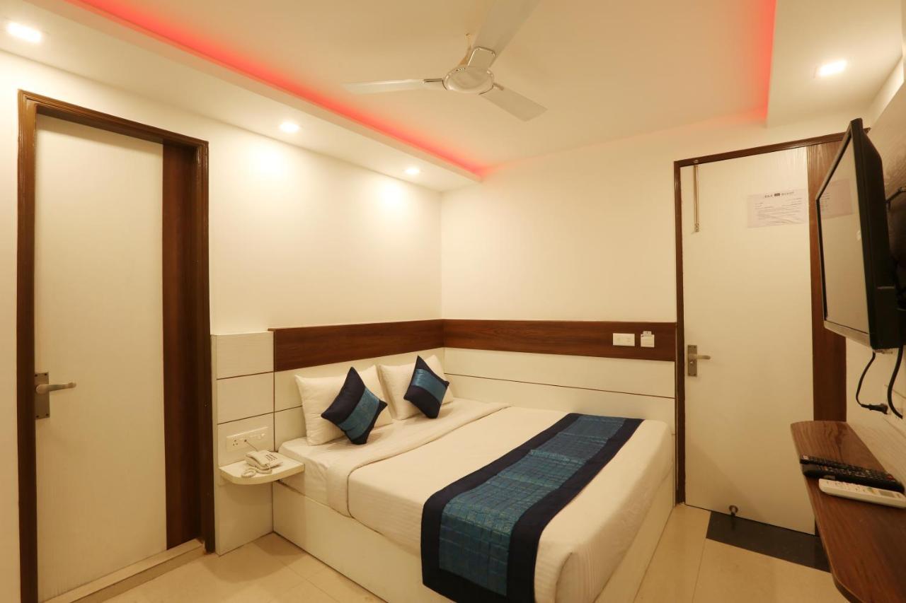 Hotel Ark Suites At Delhi Airport Nuova Delhi Esterno foto